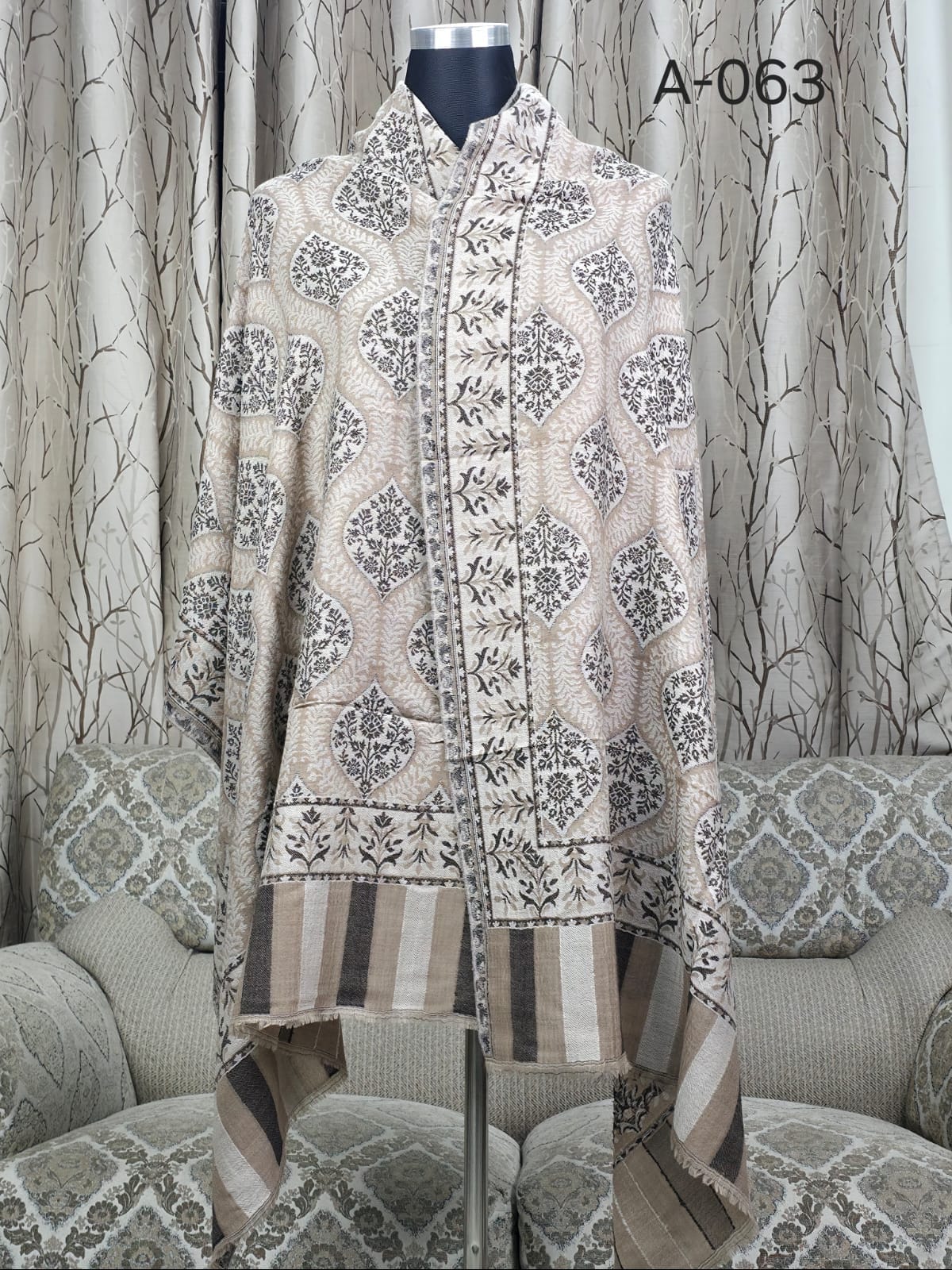 A-063 Kani small shawl - Image 1