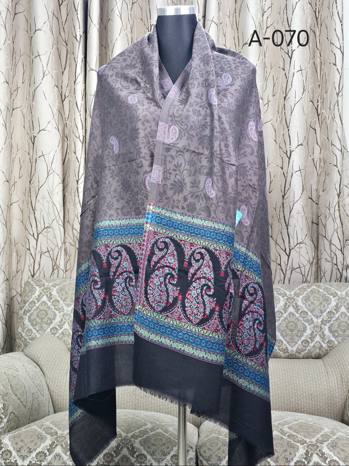 A-070 Kani small shawl - Image 1